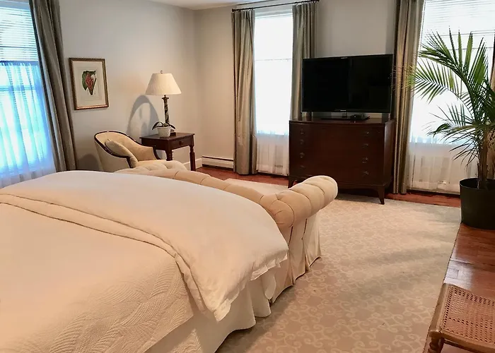 Hudson B&B